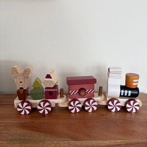 CocoVillage Wooden Christmas Stacking Train